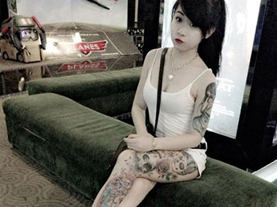 Đau đớn khi xóa hình xăm, tên người yêu cũ