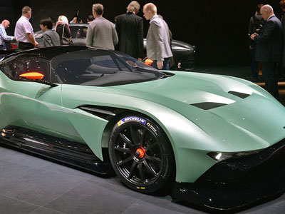 Ngắm những chi tiết độc và lạ trên Aston Martin Vulcan
