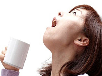 Mẹo hay trị viêm họng không dùng thuốc