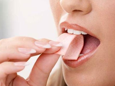 Tác hại không ngờ của kẹo cao su