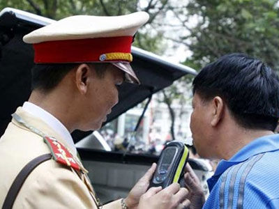 "Tài xế say xỉn, xe chục tỷ cũng tịch thu"