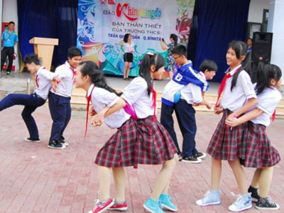 Khi học trò viết "giấy đăng ký kết hôn"