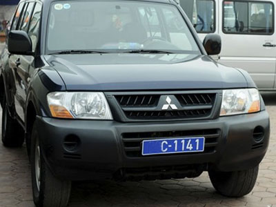 2015: Tiếp tục hạn chế mua sắm xe ôtô công