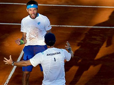 Davis Cup có trận đánh đơn dài gần bảy tiếng