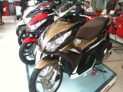 Air Blade 125 vừa mua đã nổ động cơ, Honda Việt Nam bị kiện