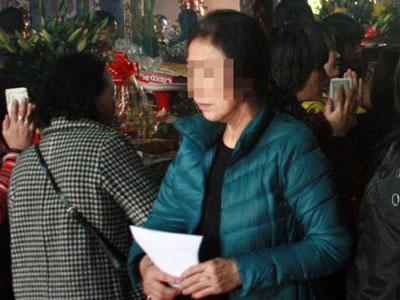 Bi hài chuyện dân cờ bạc chọn ngày tốt mở hàng