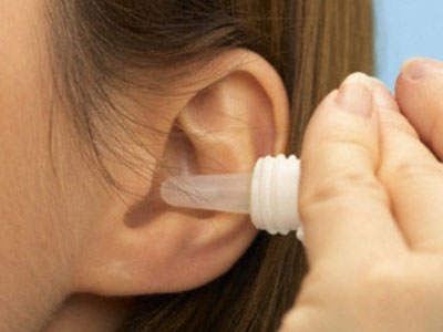 Trẻ dễ mắc viêm tai giữa - Vì sao?