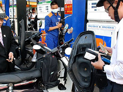 Chuyên gia nhận định giá xăng sẽ tiếp tục tăng
