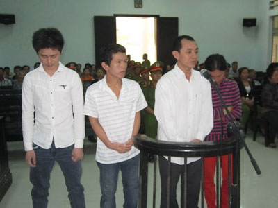 Đề nghị tử hình kẻ đánh chết người vì tiếng nẹt pô