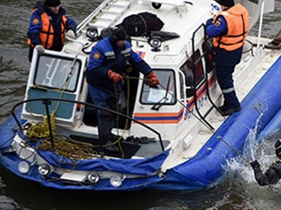 Phát hiện hai khẩu súng lục gần nơi ông Nemtsov bị sát hại