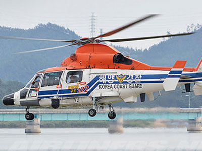 Trực thăng lao xuống biển ở Hàn Quốc, 4 người mất tích
