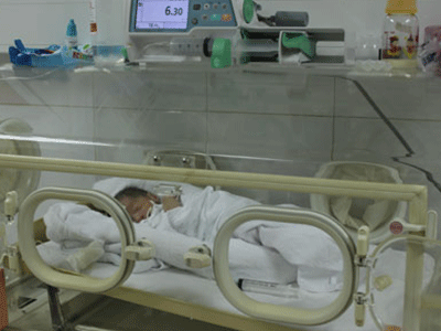 Cứu sống sản phụ bị tiền sản giật cùng bé gái 29 tuần tuổi