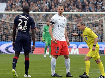 PSG thua trận, Ibra chửi trọng tài, chửi nước Pháp