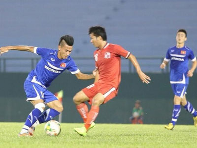 Công Phượng đá 45 phút, Olympic Việt Nam chia điểm đội cuối bảng V.League