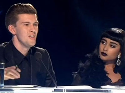 Giám khảo X Factor bị đuổi vì bắt nạt thí sinh