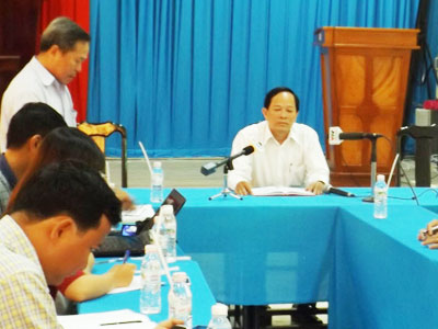 Hiệu trưởng trường "nữ sinh bị đánh hội đồng" xin từ chức