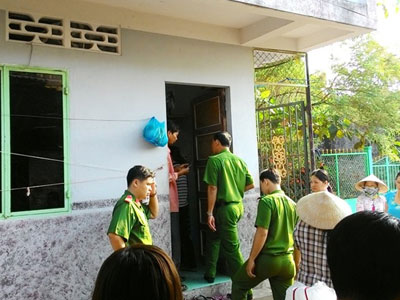 Nữ công nhân treo cổ trong phòng trọ, để lại thư tuyệt mệnh