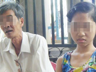 Thiếu nữ tố cáo bị cha mẹ nuôi đánh đập, cưỡng hiếp 6 năm ròng rã