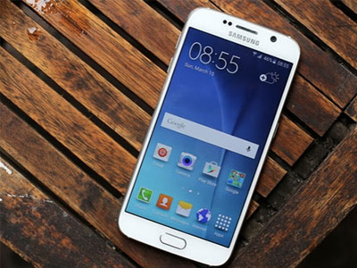 Vì sao Galaxy S6 không cần khe cắm thẻ nhớ microSD?