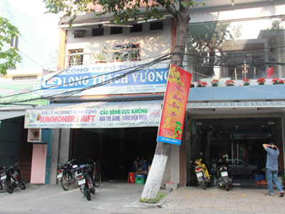 Giang hồ "sang chảnh" thuê xế xịn tập kích nhà con nợ
