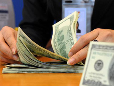 USD ngân hàng vượt 21.570 đồng