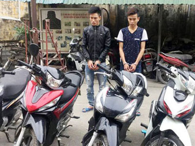 Giả sinh viên, 2 tên cướp gây liền 4 vụ