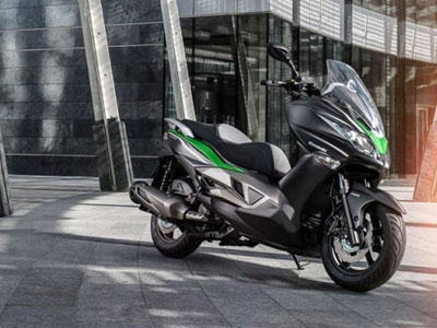 Lộ diện xe tay ga mới của Kawasaki