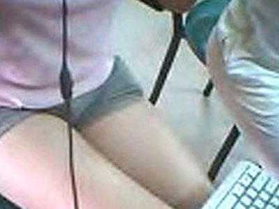 Hoảng hồn khi gái "show hàng" qua webcam