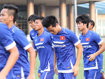U23 Việt Nam: Anh ăn mặn, em khát nước