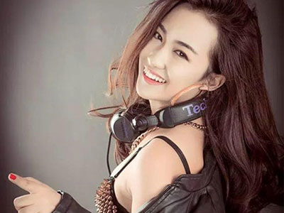 DJ Trang Moon phủ nhận tin đồn Sơn Tùng M-TP bị "dìm" trong The Remix