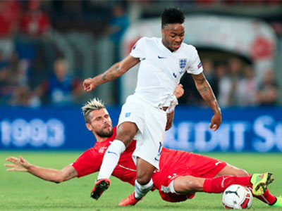 02h45 ngày 28/3, Anh vs Lithuania: Viên kim cương của Hodgson!