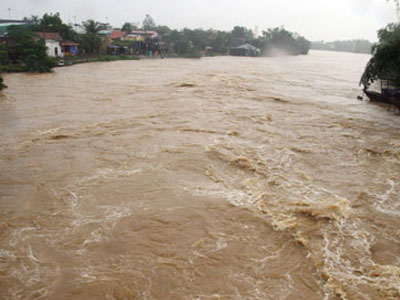 Bắc Bộ nắng nóng, Trung Bộ đề phòng lũ quét