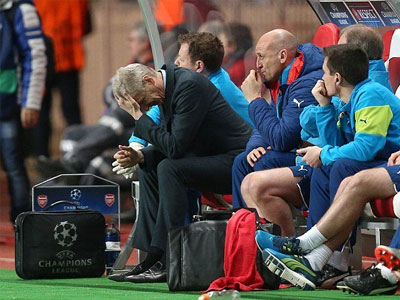 HLV Wenger thú nhận bị "tự kỷ" trầm trọng