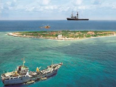 Mở tuyến du lịch Trường Sa: Cần thiết, phải ưu tiên