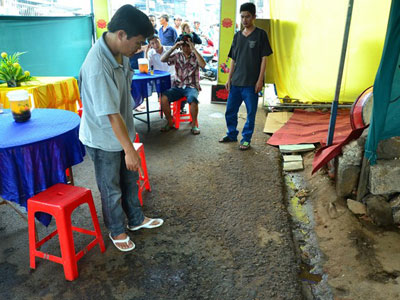 Phút 4 cha con bị 20 tên giang hồ chém trong đêm
