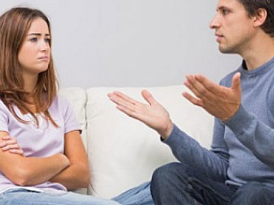 Nỗi khổ của người vợ khi chồng nhất quyết "ôm" việc nhà
