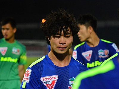Công Phượng đá V.League: Nghịch lý một tài năng