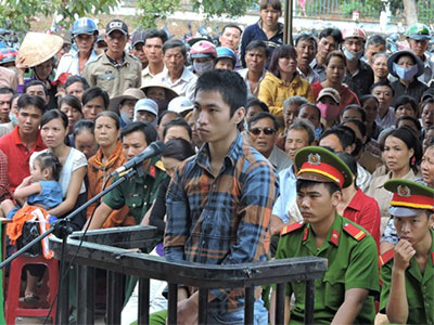 Tuyên tử hình kẻ siết cổ bà cắt cỏ cướp xe