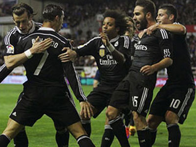 Ronaldo ghi bàn thứ 300, Real tiếp tục bám đuổi Barca