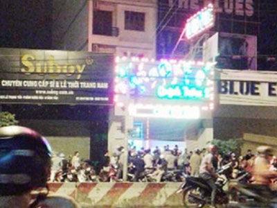Khách bị đánh bất tỉnh sau cuộc cãi vã với tiếp viên karaoke