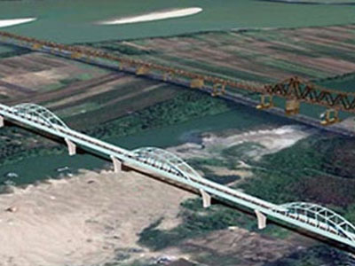 Cầu đường sắt vượt sông Hồng cách cầu Long Biên 75m