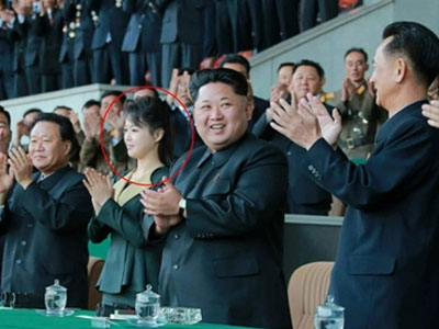 Phu nhân của Kim Jong-un tái xuất