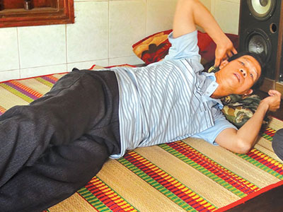 Vợ nhiều năm đánh chồng đến liệt nửa người