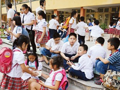 Cấm thi tuyển vào lớp 6: Đổ xô đi luyện IQ, EQ và tiếng Anh