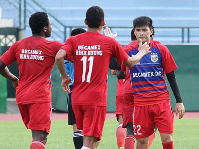 Công Vinh: "Tôi không bao giờ biếu xén ai để được đá chính"