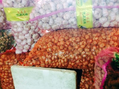 Hành Việt ế, hành Trung Quốc ngập chợ và nhà hàng