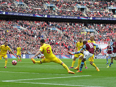 Bán kết Cúp FA: Đánh bại Liverpool, Aston Villa vào Chung kết gặp Arsenal