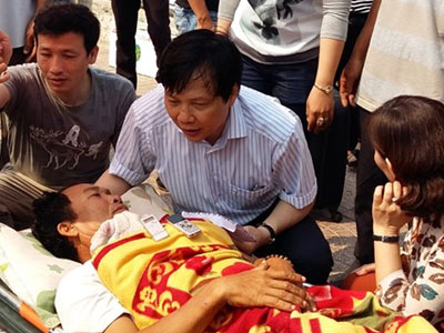 Tàu lạ đâm, 1 ngư dân đảo Lý Sơn bị trọng thương