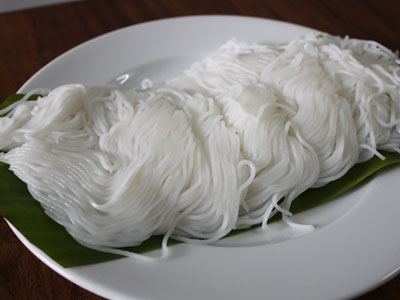 Cảnh báo chất cấm gây ung thư có trong bún, phở