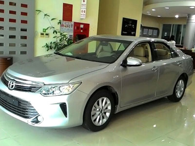 Sáng nay, Toyota Camry 2015 chính thức “chào” thị trường Việt